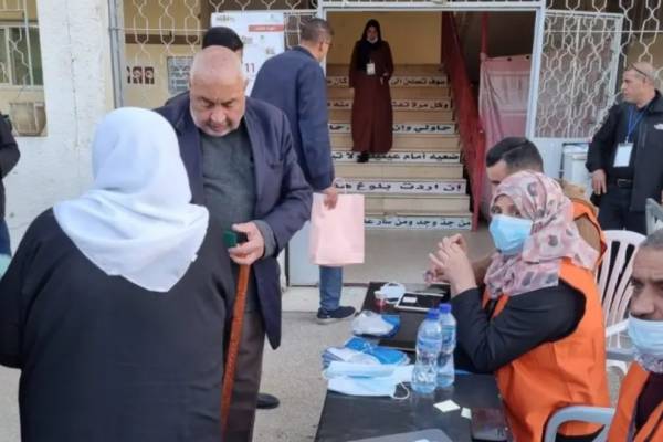 Ma megkezdődött a helyhatósági választás Ciszjordániában